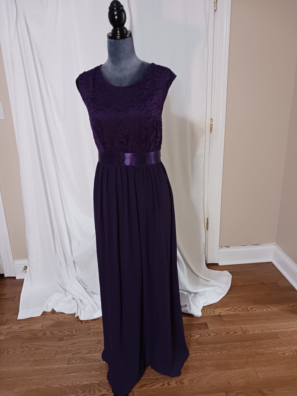 Ever-Pretty formal dress, size 16 NWT